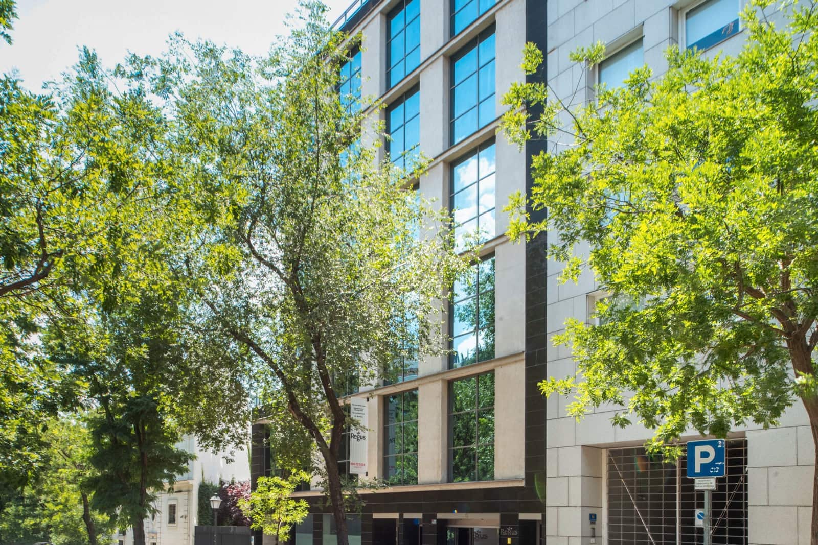 Büro zu vermieten in Madrid Stadt - 999 € (Ref: 9421096)