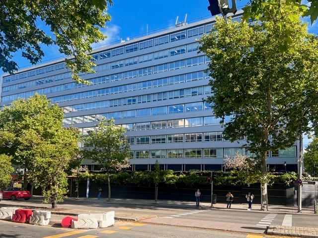 Kontor til leie i El Viso, Madrid by - € 1 669 (Ref: 9421108)