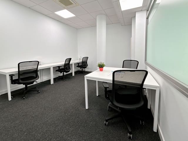 Biuro do wynajęcia w Parque Tecnológico, Miasto Málaga - 419 € (Ref: 9421117)