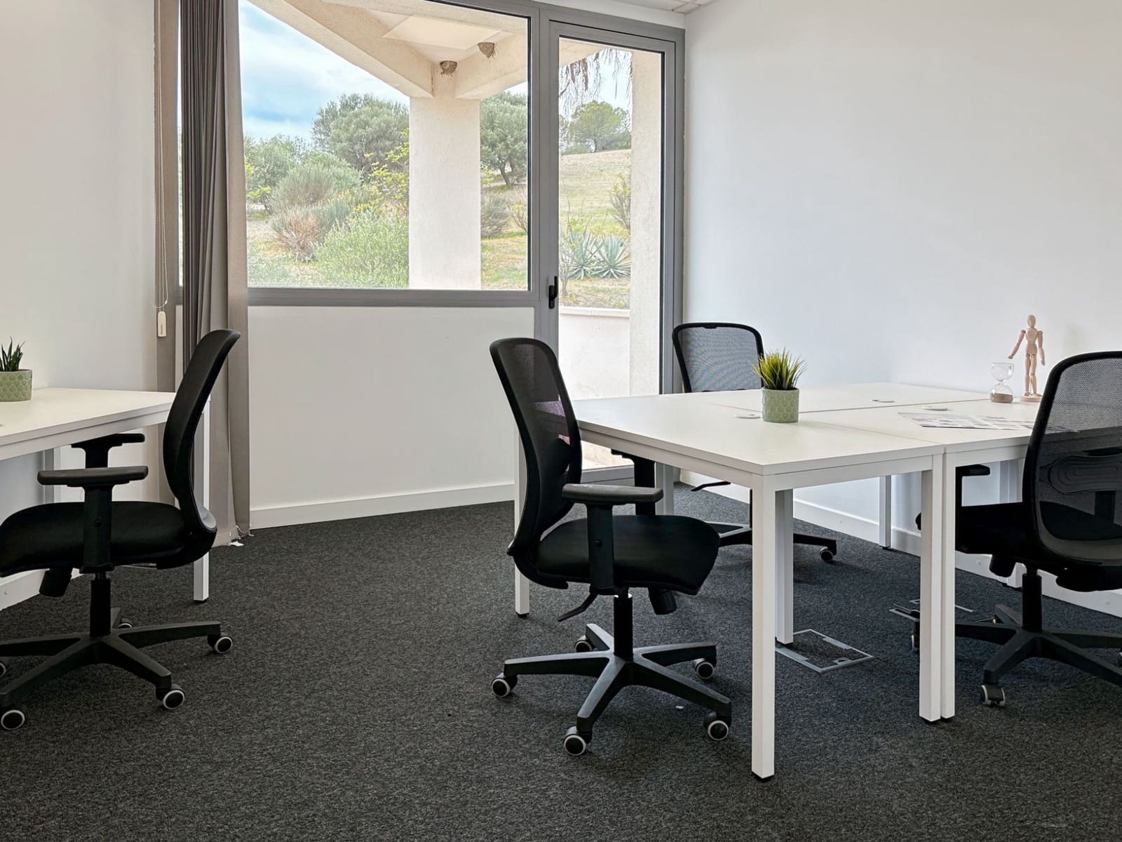 Office for rent in Malaga city - € 2,088 (Ref: 9421119)