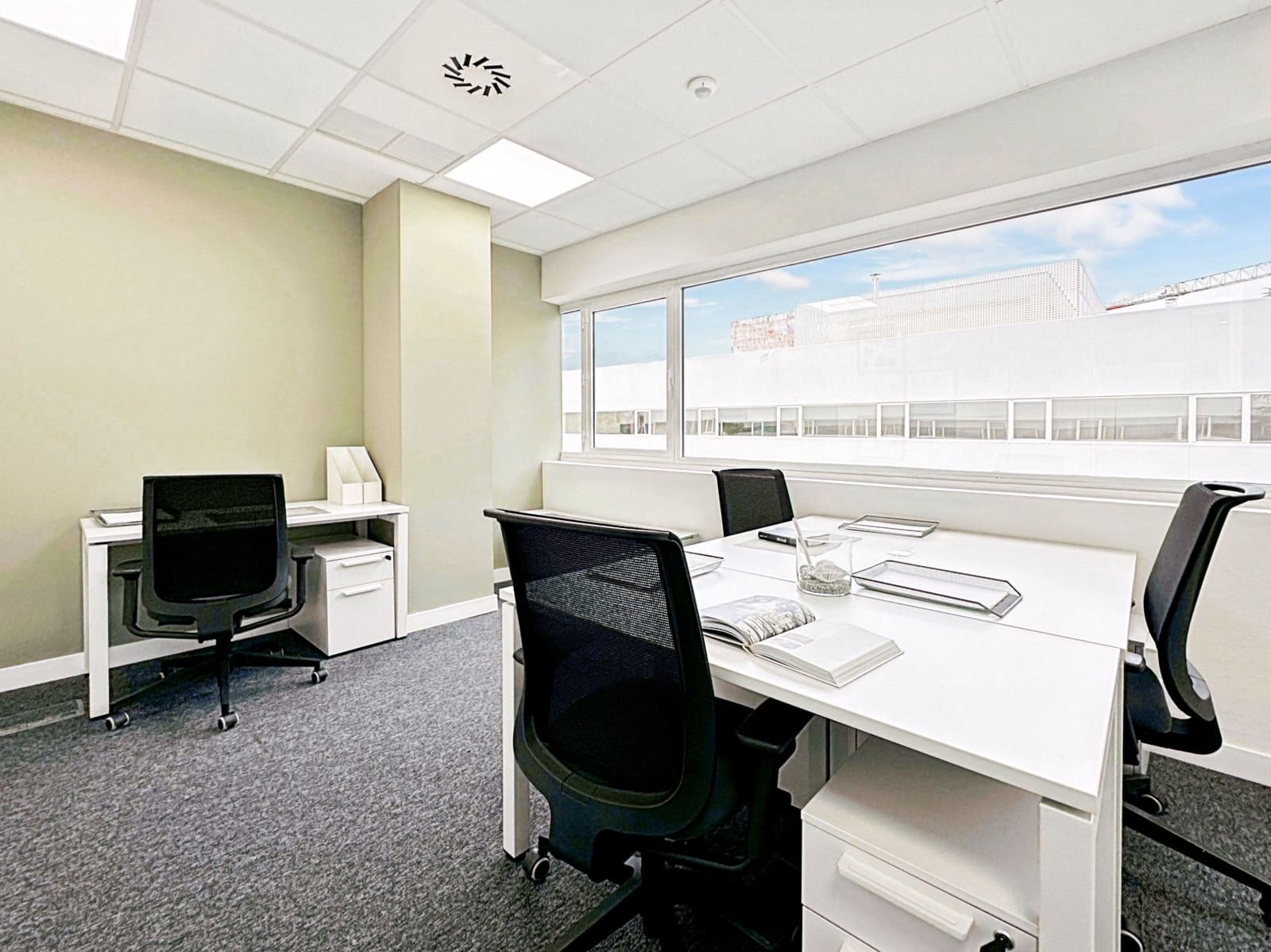 Office for rent in Tres Cantos - € 719 (Ref: 9421121)