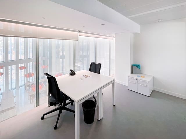 Kontor til leie i La Vila Olímpica del Poblenou, Barcelona by - € 1 143 (Ref: 9421178)