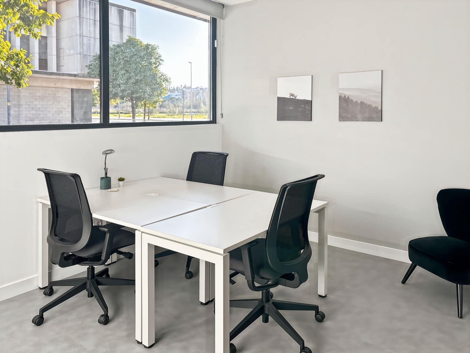 Kontor til leje i Camas - € 359 (Ref: 9421183)