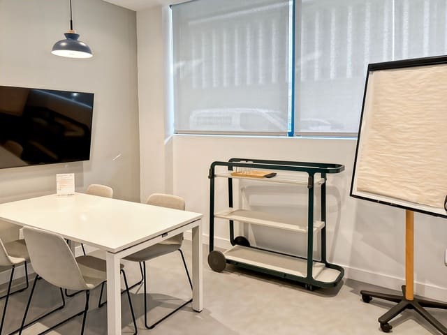 Toimisto vuokrattavana paikassa Camas - 1 638 € (Ref: 9421186)