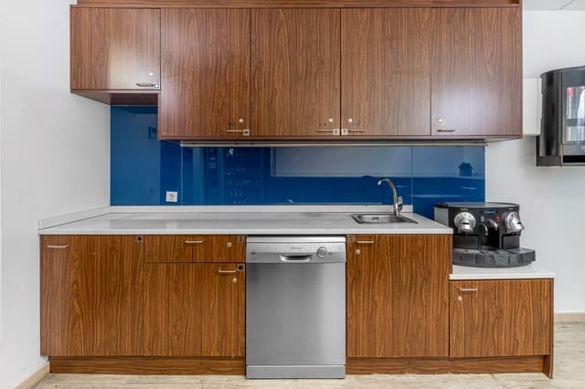 Kantoor te huur in La Moraleja, Alcobendas - € 17.195 (Ref: 9421192)