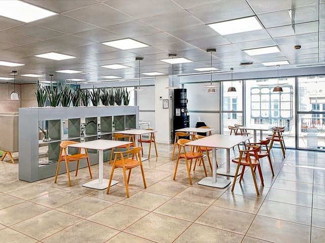 Büro zu vermieten in Zaragoza Stadt - 12.617 € (Ref: 9421221)