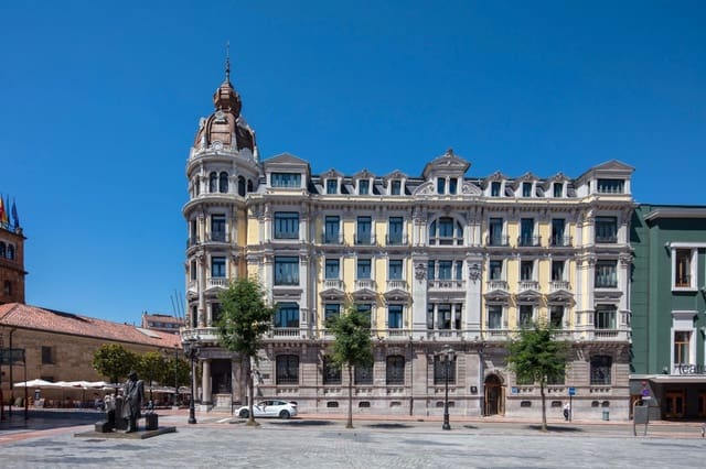 Kantoor te huur in Centro Urbano, Oviedo - € 13.904 (Ref: 9421223)