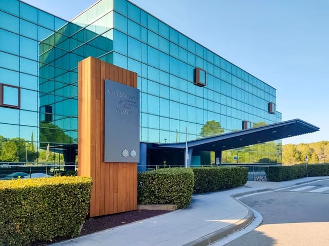 Büro zu vermieten in Sant Cugat del Vallès - 9.236 € (Ref: 9421241)