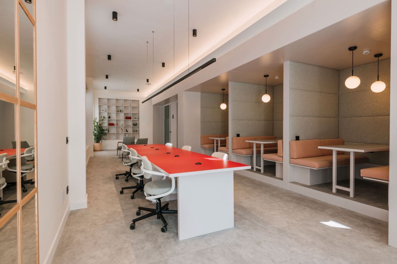 Office for rent in Las Palmas de Gran Canaria - € 14,837 (Ref: 9421254)