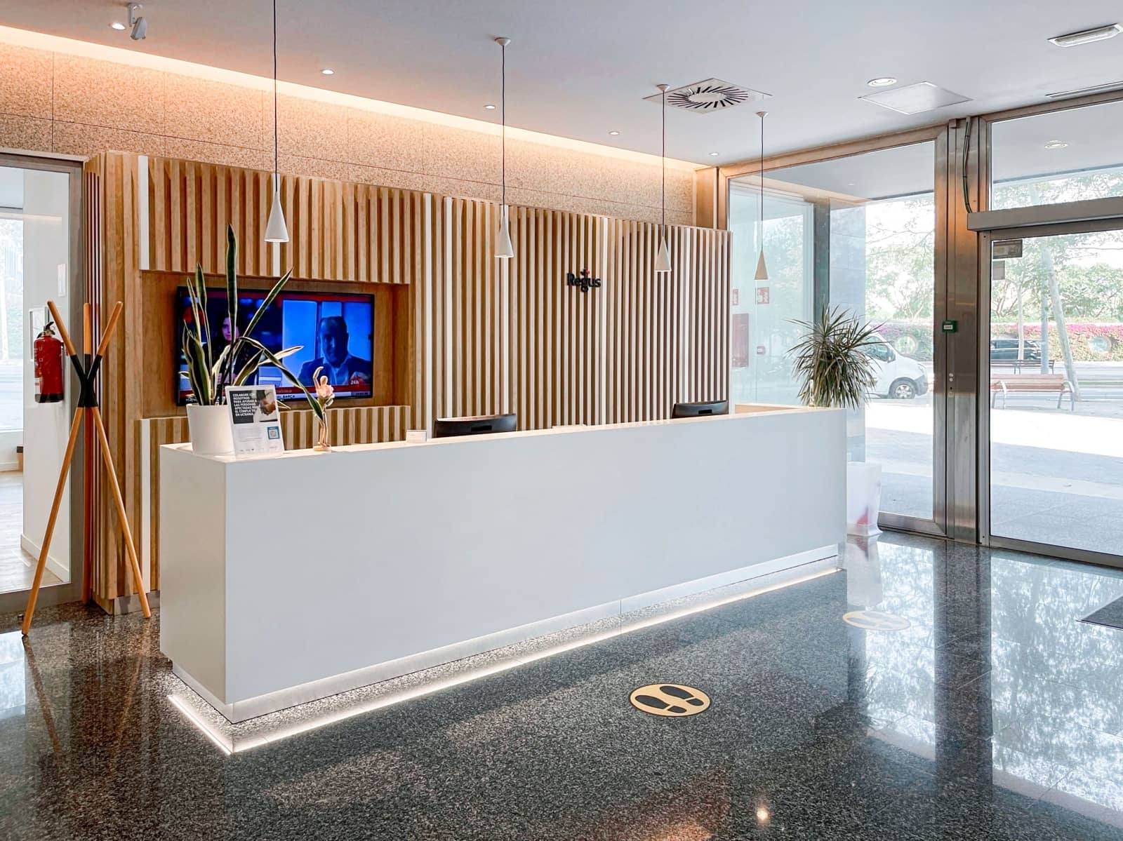 Office for rent in Barcelona city - € 1,139 (Ref: 9421269)