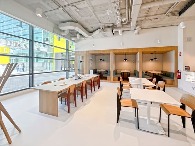 Kantoor te huur in Simancas, Madrid stad - € 13.896 (Ref: 9421279)