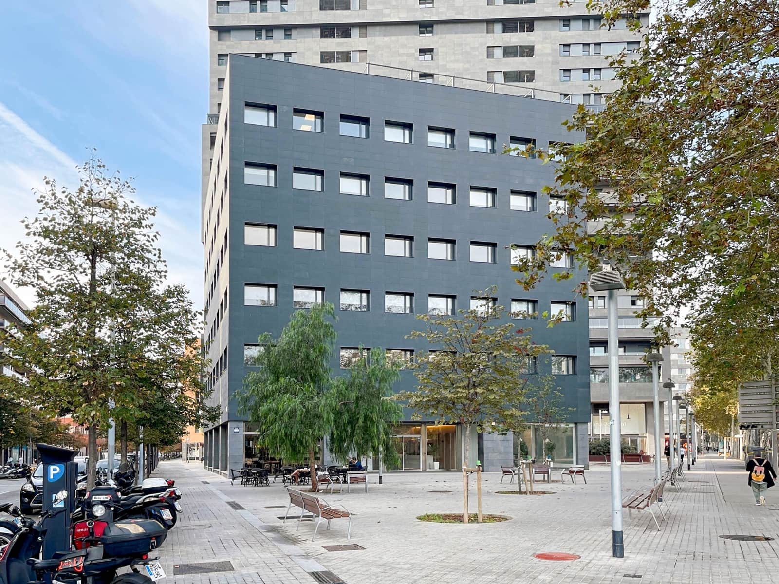 Office for rent in Barcelona city - € 219 (Ref: 9421317)