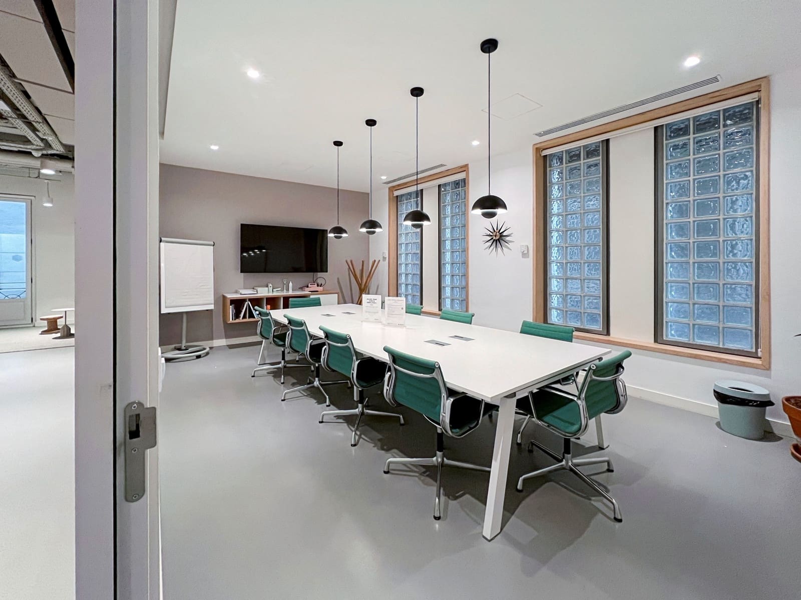 Kontor til leie i Madrid by - € 5 751 (Ref: 9421319)