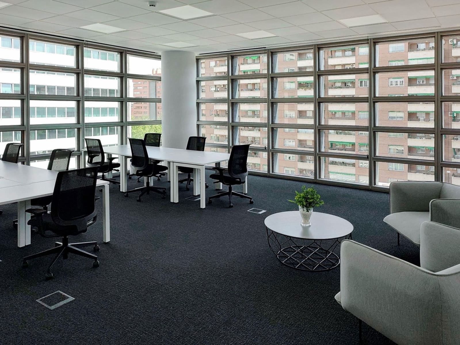 Oficina en Zaragoza ciudad en alquiler - 3.459 € (Ref: 9421323)