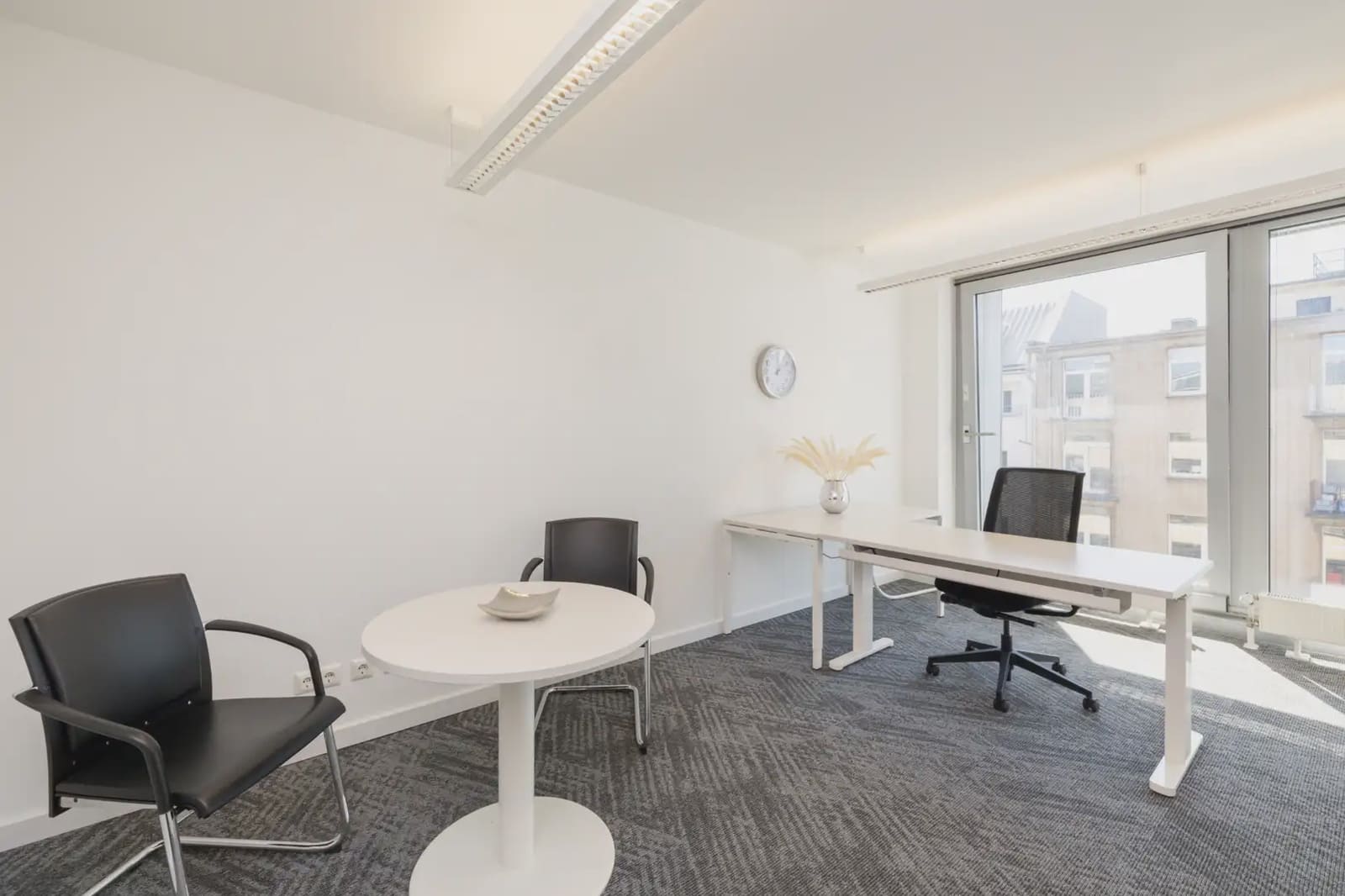 Kontor att hyra i Madrid stad - 189 € (Ref: 9421325)