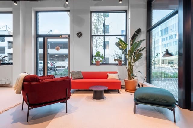 Kontor til leje i Cuatro Caminos, Madrid by - € 189 (Ref: 9421335)