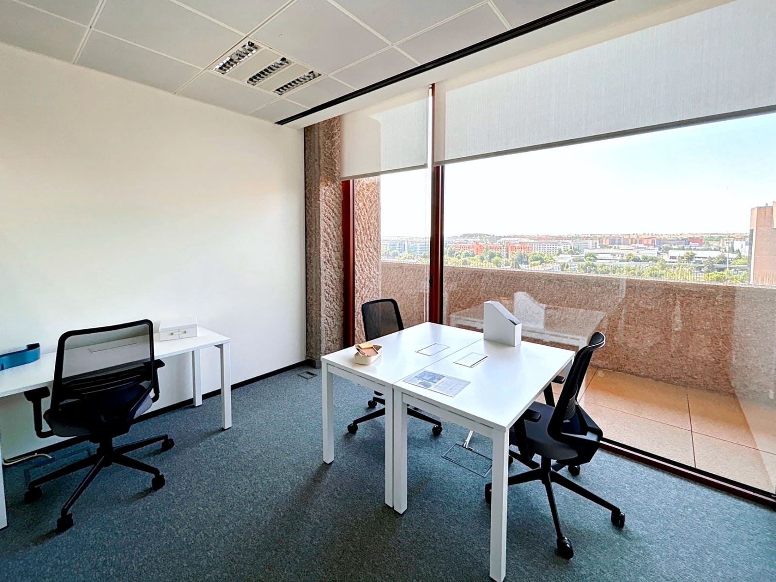 Office for rent in Madrid city - € 299 (Ref: 9421347)
