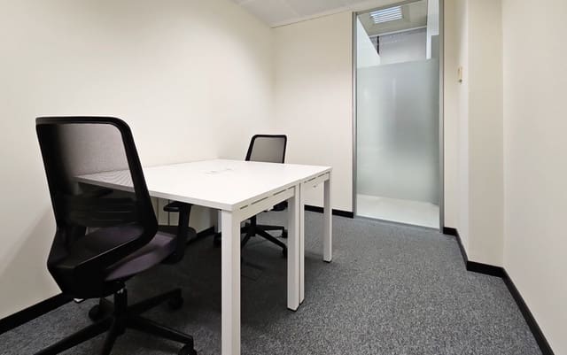 Oficina en Salvador, Madrid ciudad en alquiler - 189 € (Ref: 9421381)