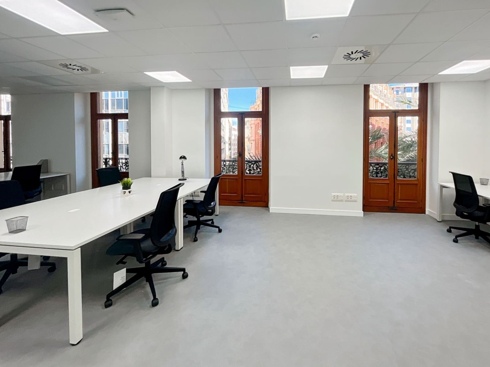 Office for rent in Valencia city - € 3,879 (Ref: 9421388)