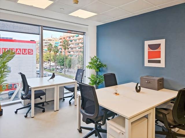 Kontor til leie i La Marina de Port, Barcelona by - € 1 039 (Ref: 9421394)