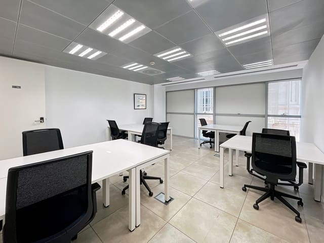 Office for rent in Zaragoza city - € 1,959 (Ref: 9421401)