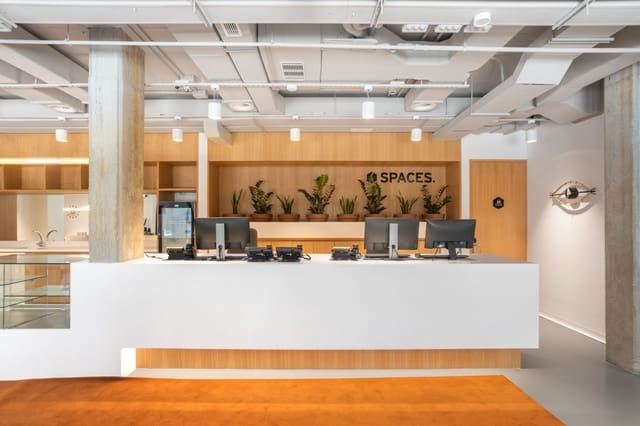 Kantoor te huur in El Poblenou, Barcelona stad - € 22.855 (Ref: 9421403)