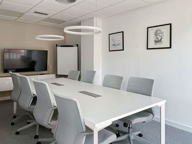 Kontor til leje i Santander - € 6.415 (Ref: 9421424)