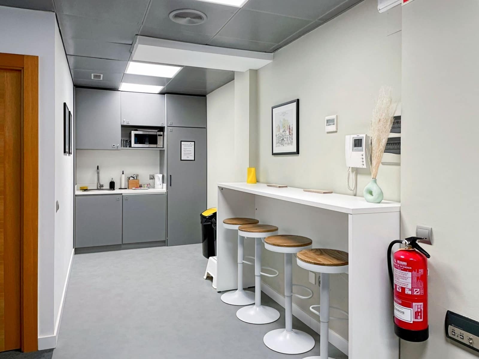 Kontor til leie i Santander - € 6 415 (Ref: 9421424)