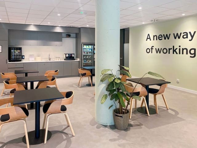 Office for rent in Rivas-Vaciamadrid - € 10,679 (Ref: 9421428)