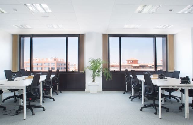 Office for rent in Mestalla, Valencia city - € 2,115 (Ref: 9421450)