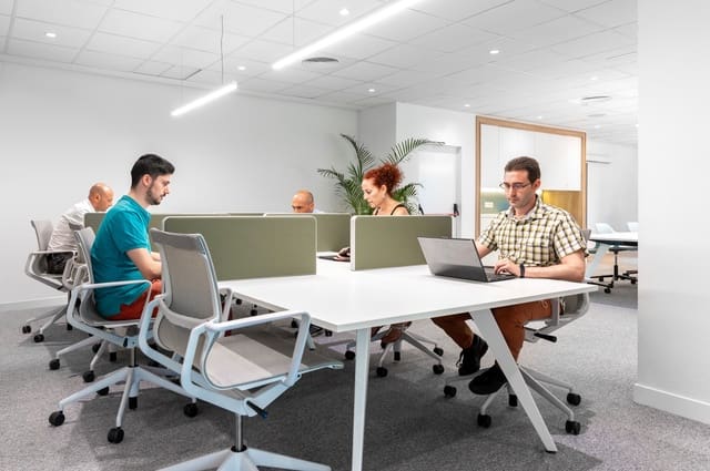 Oficina en Toledo ciudad en alquiler - 109 € (Ref: 9421465)