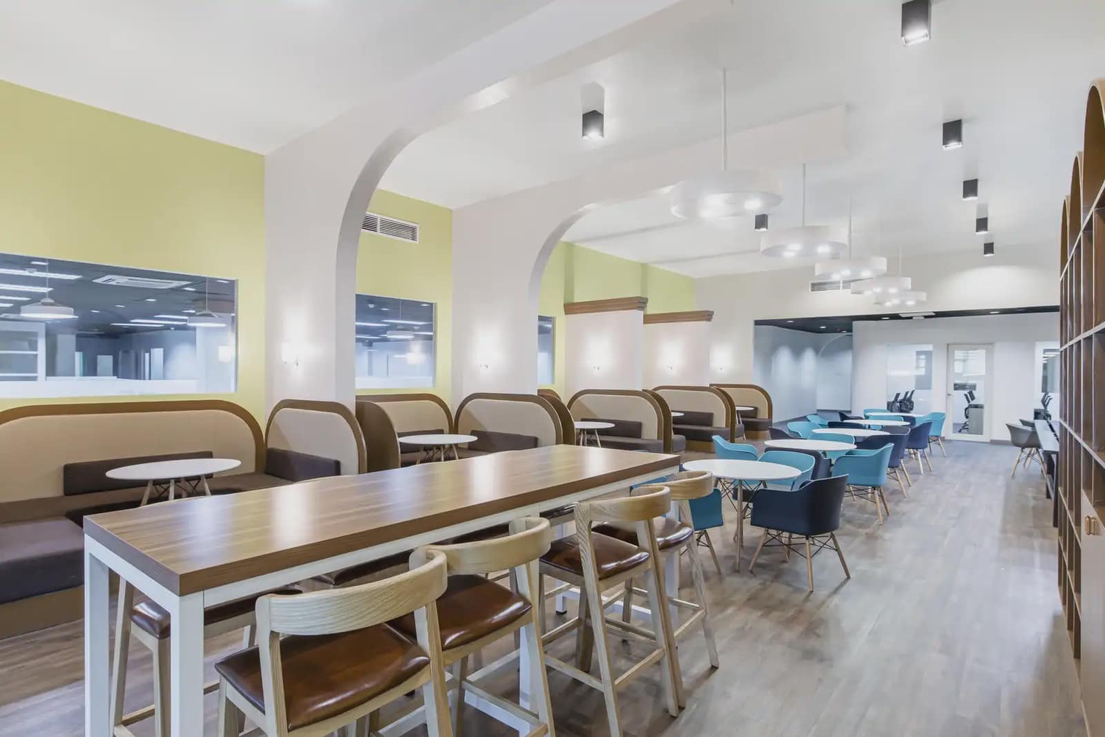 Kontor til leje i Barcelona by med garage - € 529 (Ref: 9797436)