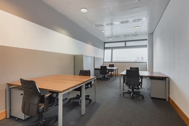 Büro zu vermieten in El Raval, Barcelona Stadt mit Garage - 109 € (Ref: 9809472)