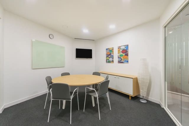 Büro zu vermieten in Les Corts, Barcelona Stadt mit Garage - 109 € (Ref: 9809484)