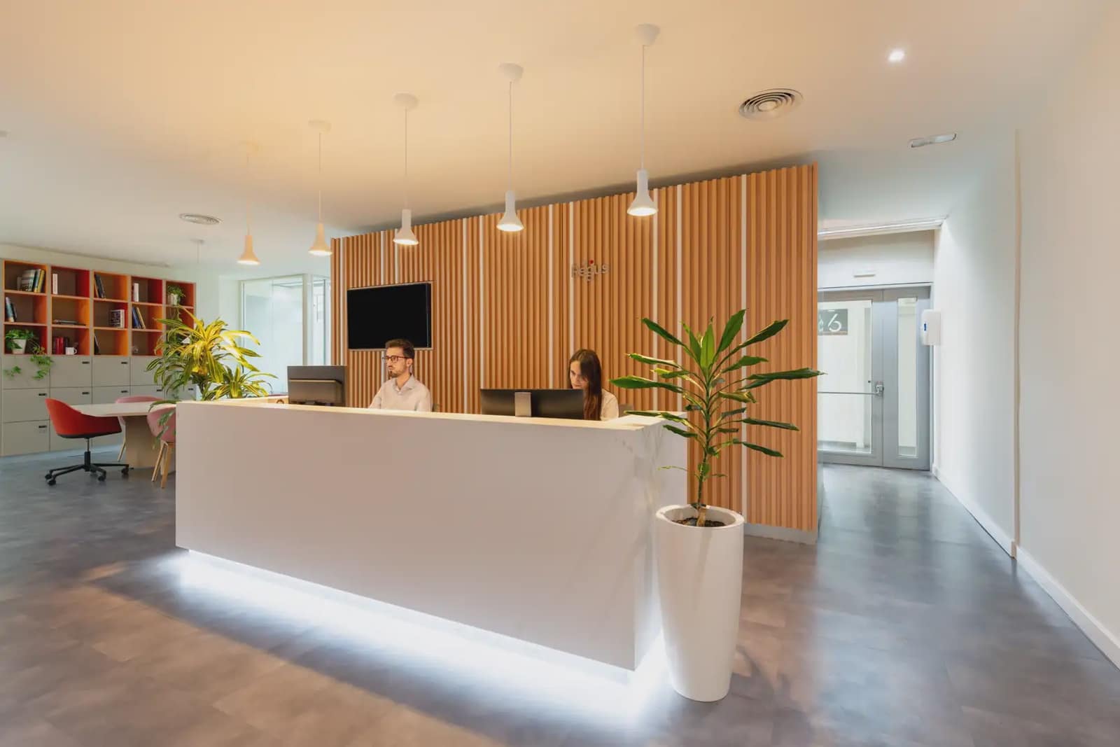 Büro zu vermieten in Barcelona Stadt mit Garage - 653 € (Ref: 9809487)