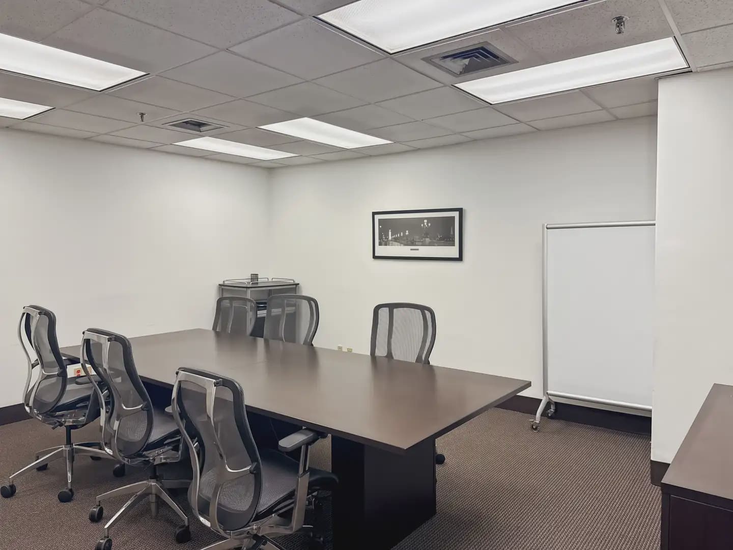 Office for rent in Valencia city with garage - € 239 (Ref: 9809505)