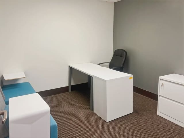 Oficina en Beniferri, València ciudad en alquiler con garaje - 439 € (Ref: 9809506)