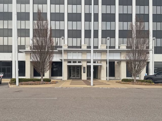 Bureau à louer à Beniferri, Valence ville avec garage - 2 947 € (Ref: 9809507)