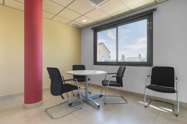 Office for rent in Centro, Málaga city with garage - € 189 (Ref: 9809521)