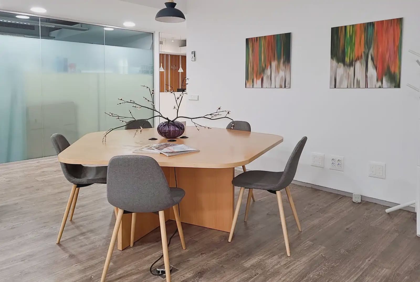 Oficina en Bilbao en alquiler con garaje - 499 € (Ref: 9809523)