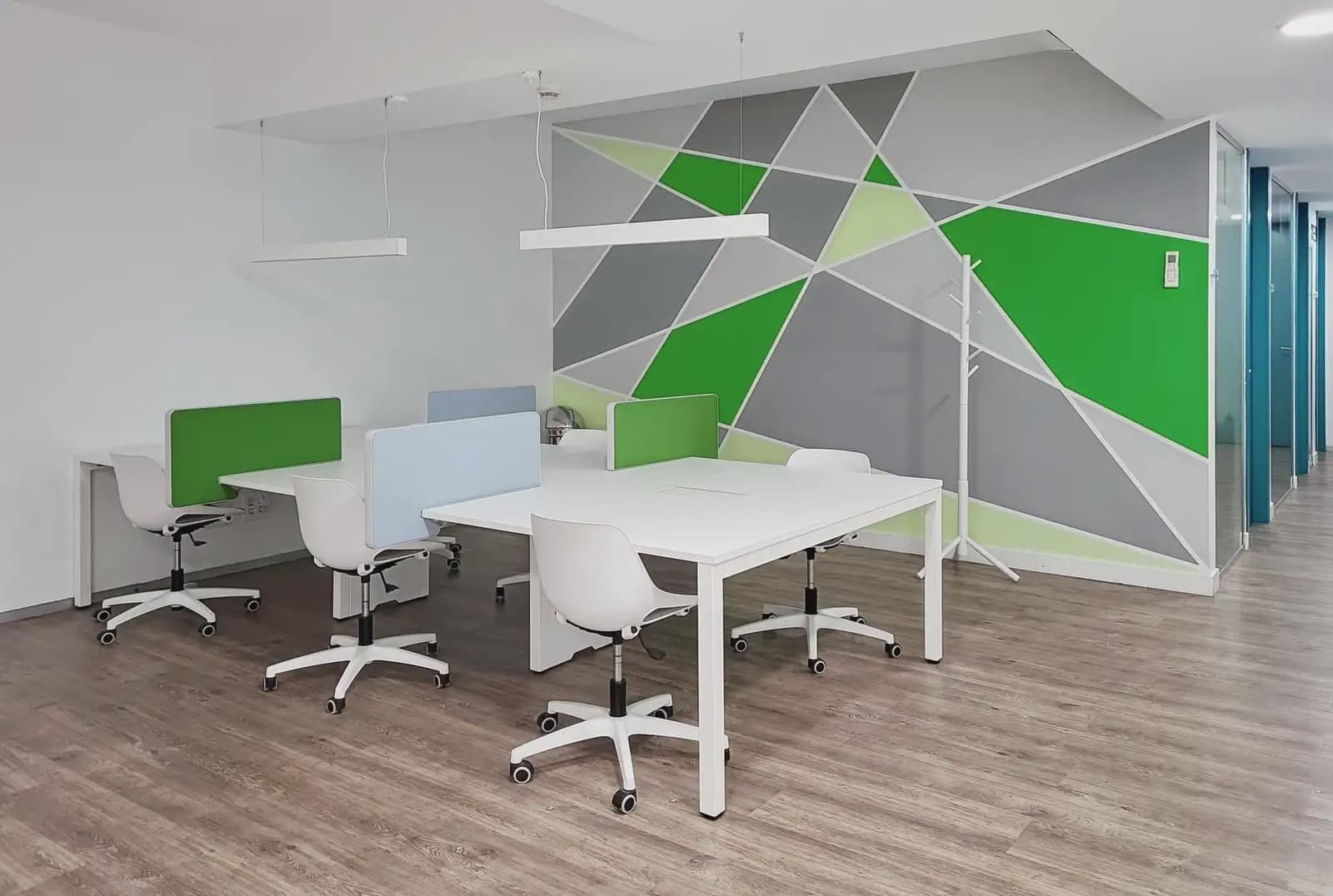 Oficina en Bilbao en alquiler con garaje - 499 € (Ref: 9809523)