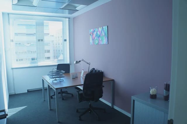 Oficina en Recoletos, Madrid ciudad en alquiler con garaje - 989 € (Ref: 9809573)