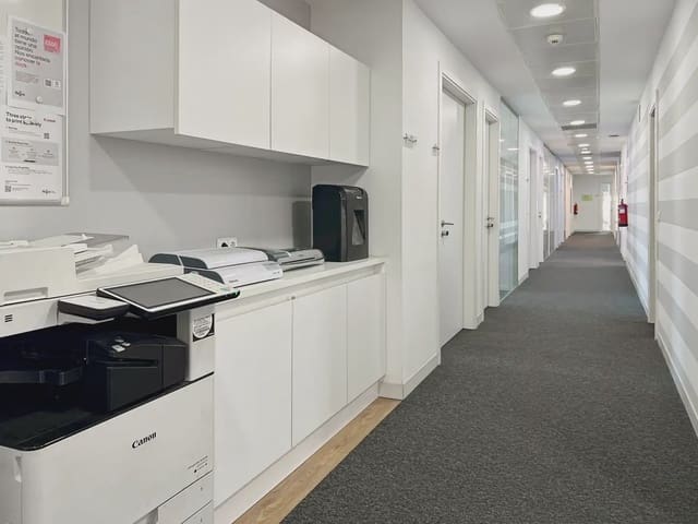 Büro zu vermieten in La Dreta de L'Eixample, Barcelona Stadt mit Garage - 479 € (Ref: 9809585)