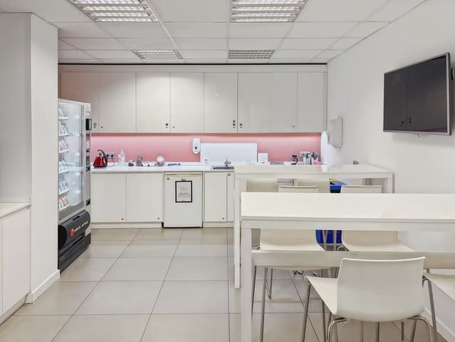 Kontor att hyra i La Indoteria (Urba), Palma de Mallorca med garage - 189 € (Ref: 9809592)
