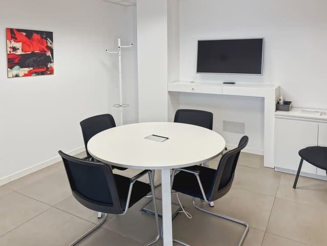 Kontor att hyra i La Indoteria (Urba), Palma de Mallorca med garage - 279 € (Ref: 9809597)