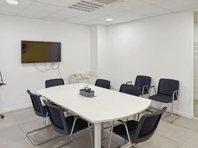 Toimisto vuokrattavana paikassa La Indoteria (Urba), Palma de Mallorca mukana 
autotalli - 2 456 € (Ref: 9809601)