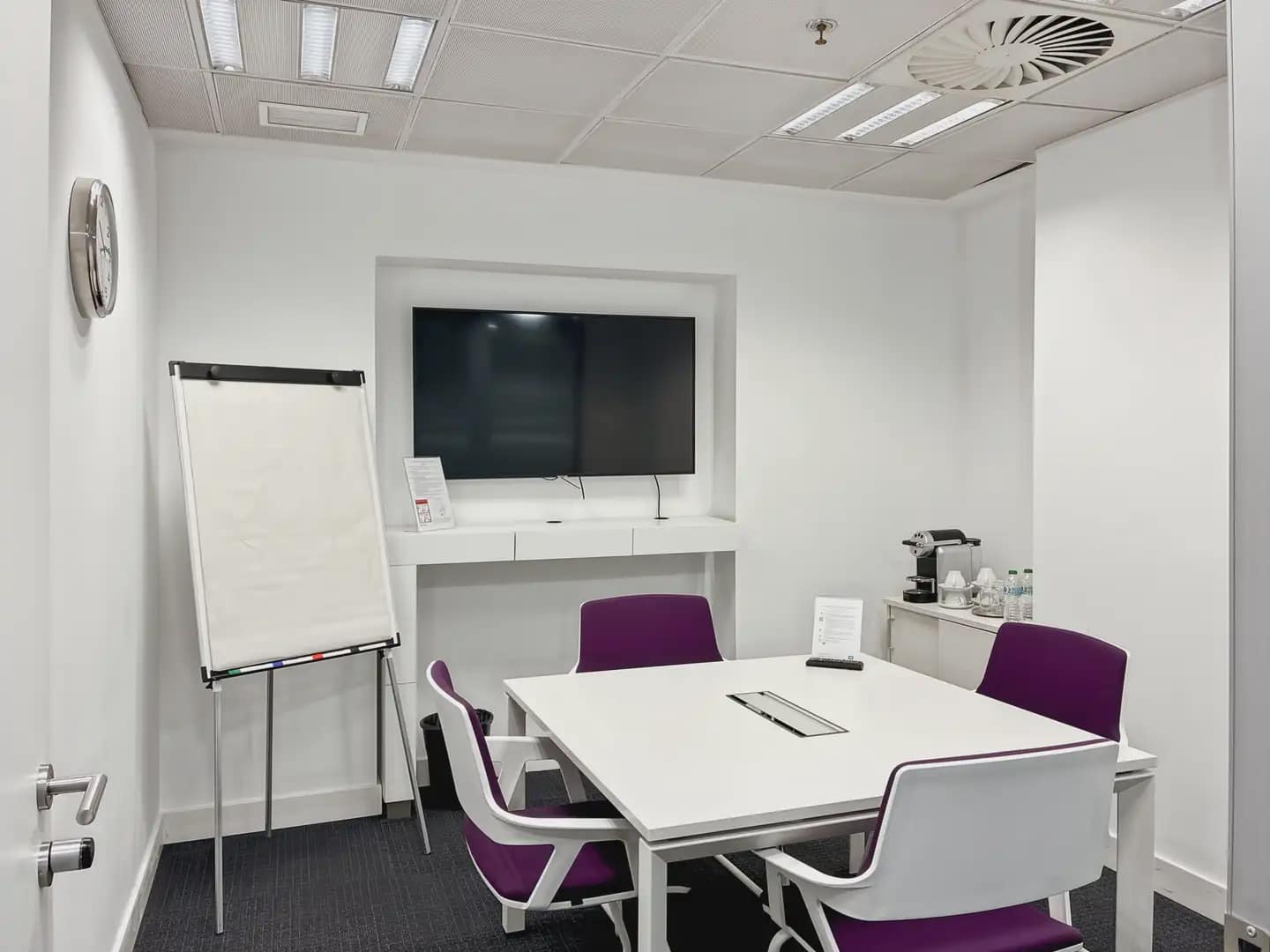 Büro zu vermieten in Madrid Stadt mit Garage - 479 € (Ref: 9809626)