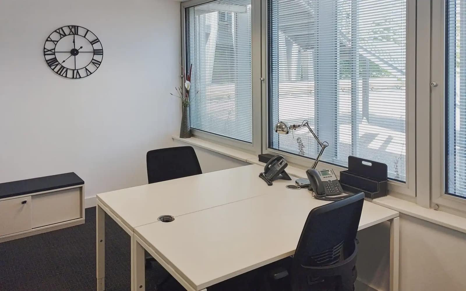 Oficina en Madrid ciudad en alquiler con garaje - 989 € (Ref: 9809630)