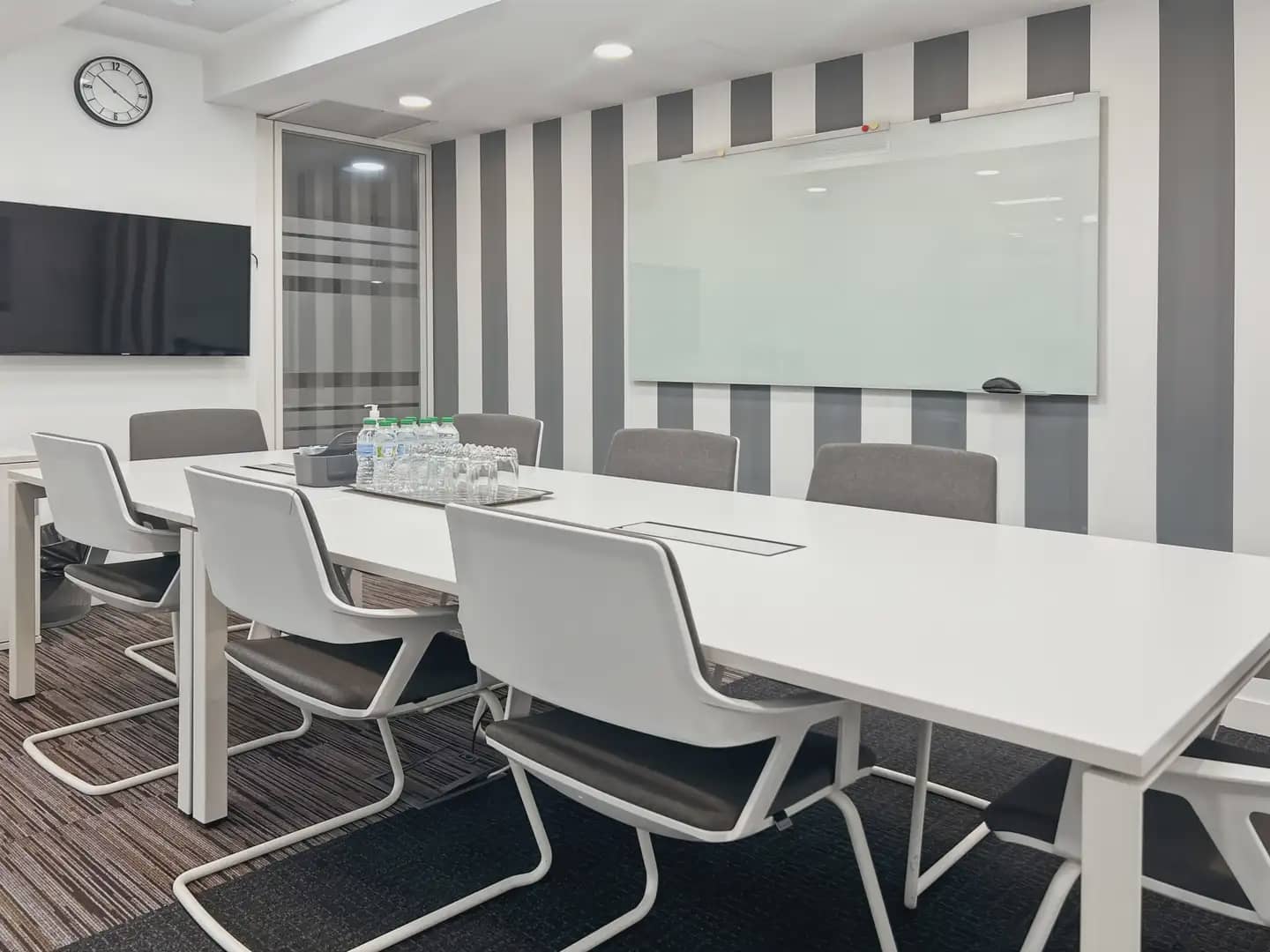 Kantoor te huur in Madrid stad met garage - € 899 (Ref: 9809646)