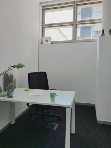 Oficina en Zaragoza ciudad en alquiler con garaje - 139 € (Ref: 9809691)